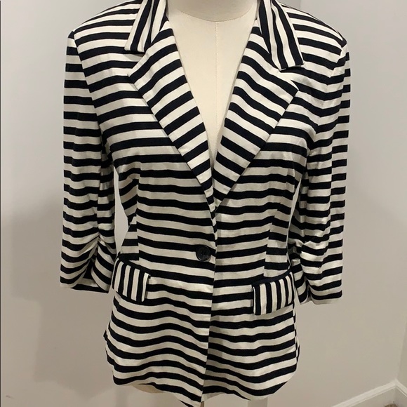 BlueTique Jackets & Blazers - Black/white knit blazer Sz M